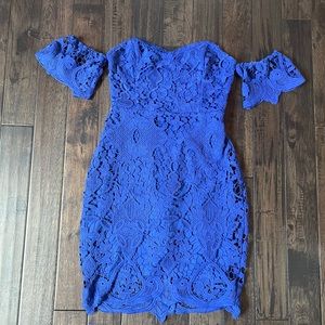 Blue lace Gilbert dress, size small